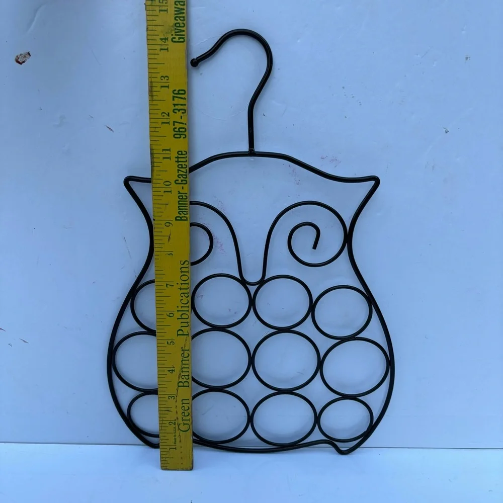 N/A owl hanging
